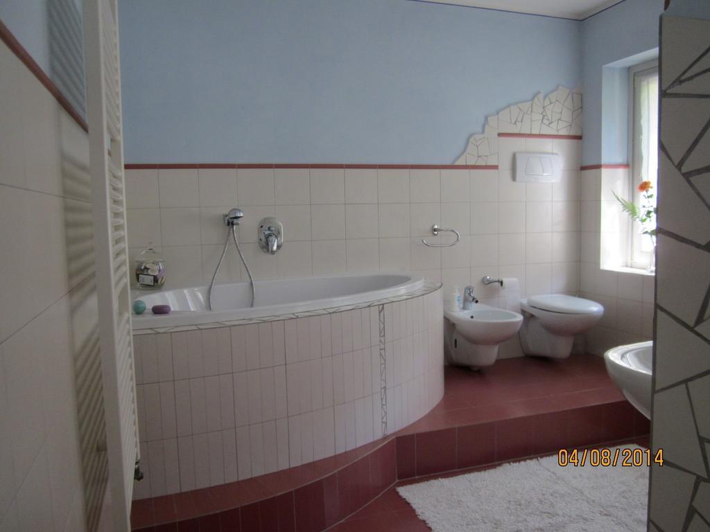 Casetta Delle Rose Biella Pokoj fotografie